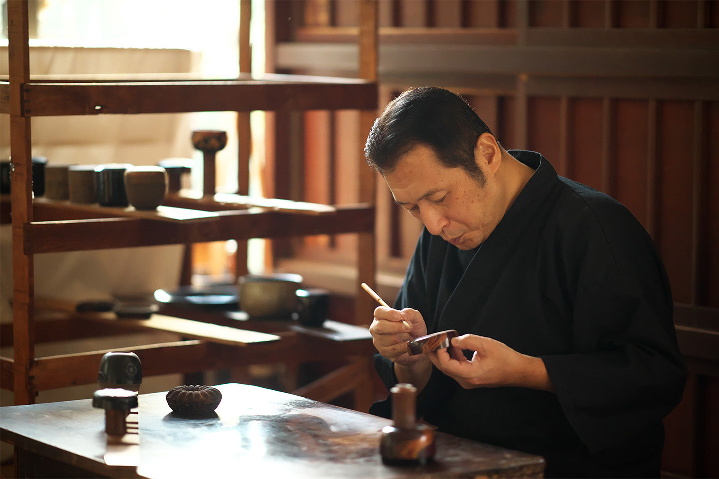 前端春斎 青漆爪紅松蒔絵鬘桶建水 共箱 こぼし 漆芸 山中塗 | www.smi 